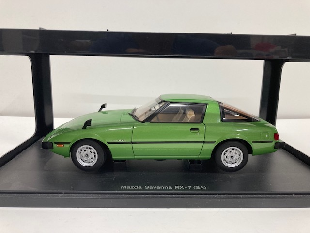 オートアート 1/18 マツダ サバンナ RX-7 SA22C マッハグリーン | www