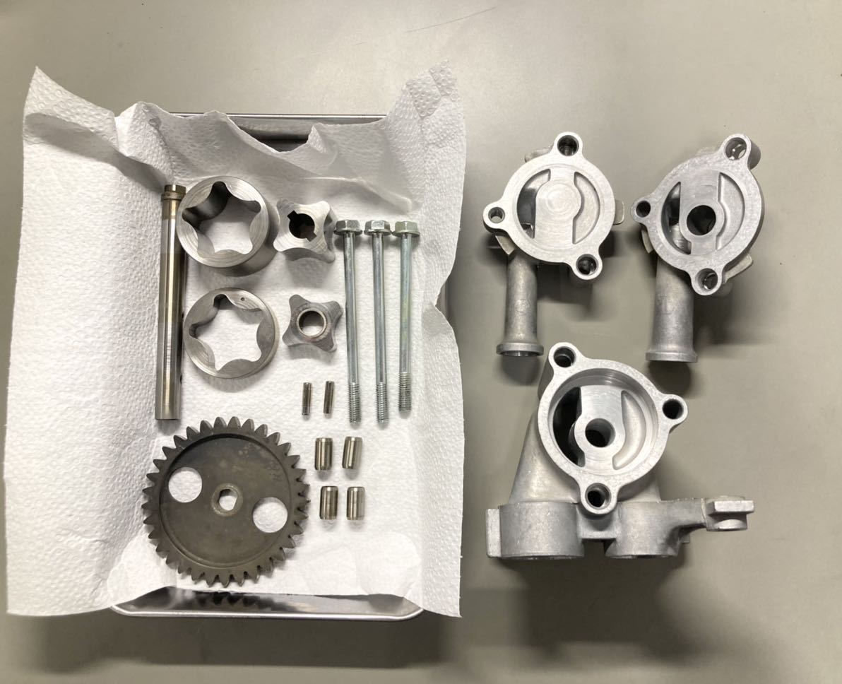 CBX400F オイル ポンプ 分解 洗浄済み 当時物 ホンダ 純正 部品 CBX400F オイル ポンプ 分解 洗浄済み 当時物 ホンダ 純正 部品