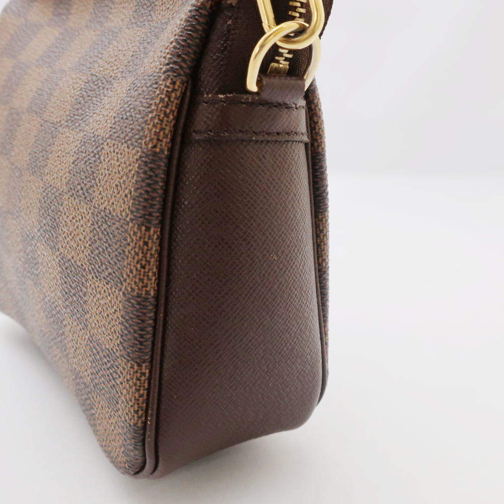Louis Vuitton ルイヴィトン トゥルース・メイクアップ ハンドバッグ