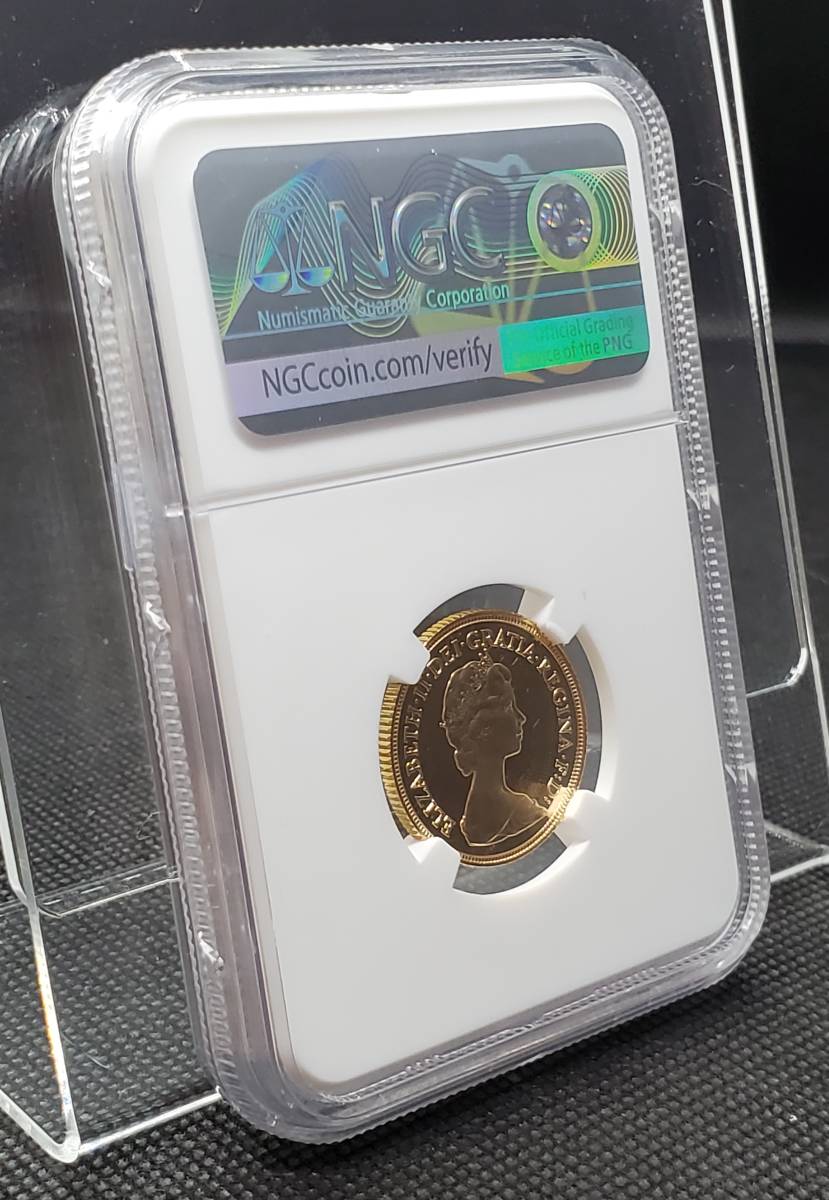 準最高鑑定】☆1983年 イギリス エリザベス 1ソブリン 金貨 NGC PF69