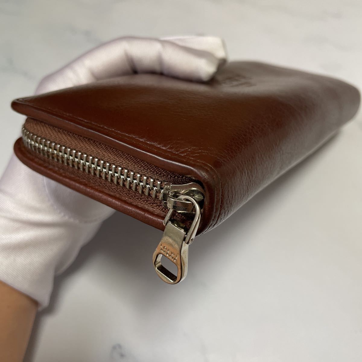 ☆LOEWE ロエベ ラウンドファスナー ジップ 長財布 ブラウン 茶【鑑定
