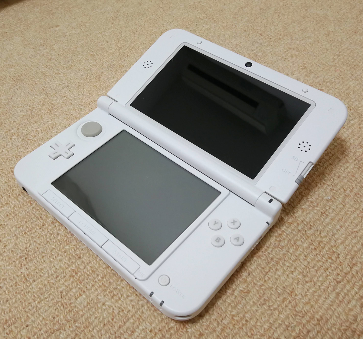超安い品質 【美品】【SD・純正充電器・ペン付】ニンテンドー3DS LL