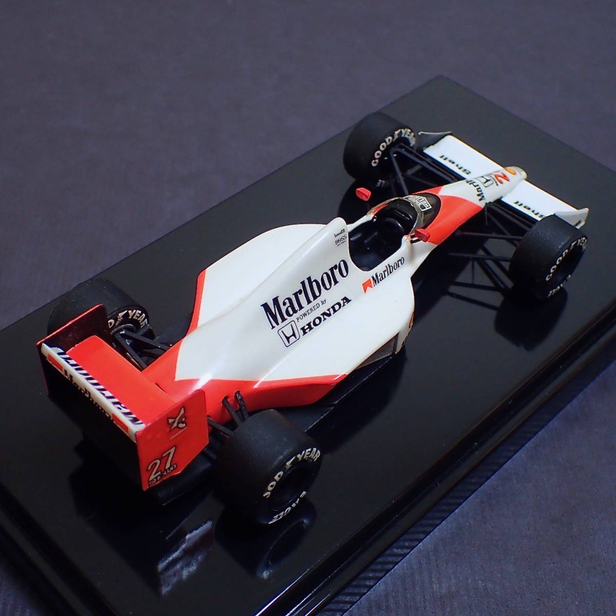 タメオ 1/43 ”マクラーレン MP4/5B” 1990 #27 A.セナ・ホワイトメタル