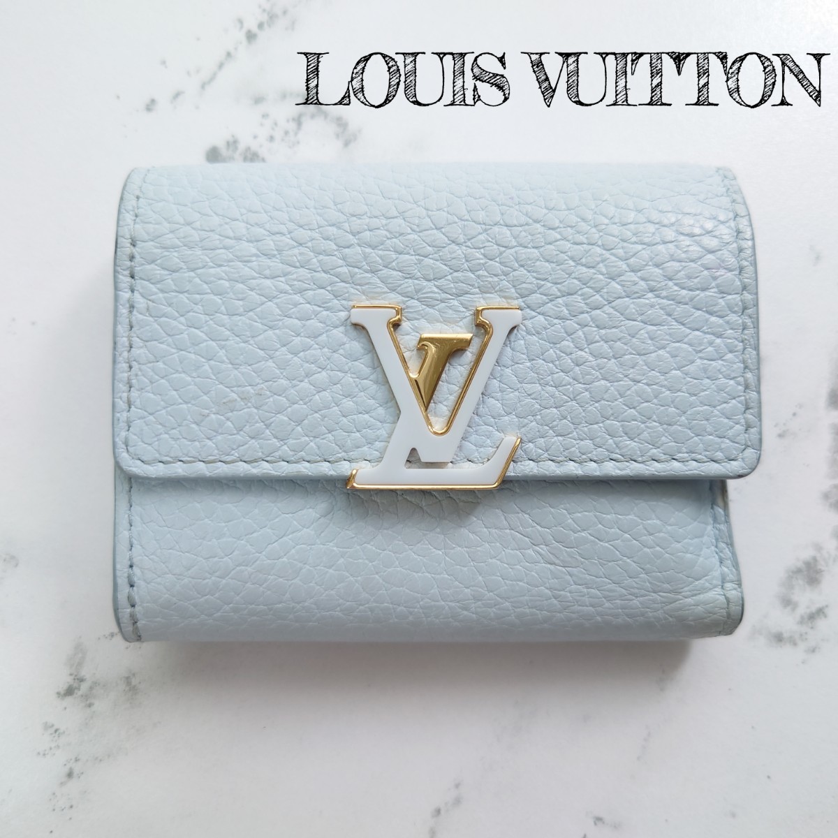 日本限定 LOUIS VUITTON ルイヴィトン 3つ折り 財布 ポルトフォイユ カプシーヌ コンパクト ウォレット ブルー水色