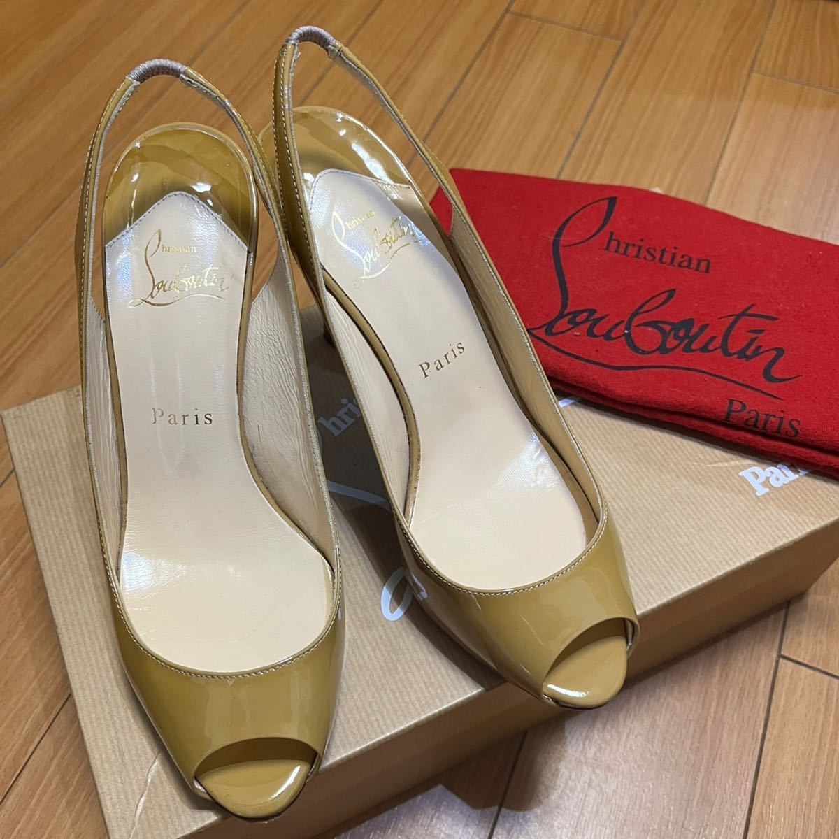 美品 クリスチャンルブタン ハイヒール ベージュ 24㎝ 約11万円 発送料