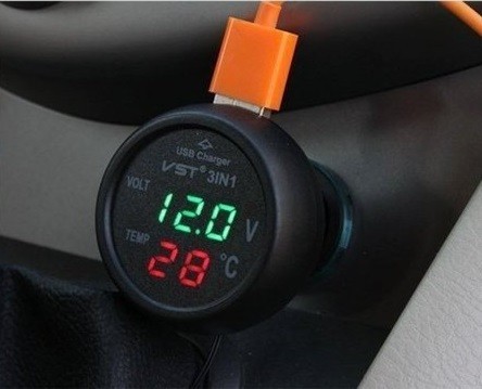 デジタル 電圧計 LED 温度計 USB 充電器 3in1 自動車用 シガーソケット 12V 24V レッド ＋ グリーン 送料無料_画像1