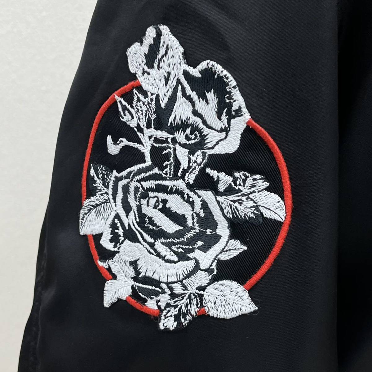 美品 ガーメント付き DIOR HOMME ディオールオム18SS ROSES 薔薇 ローズ刺繍 中綿入り ブルゾン MA-1 733C454M3962