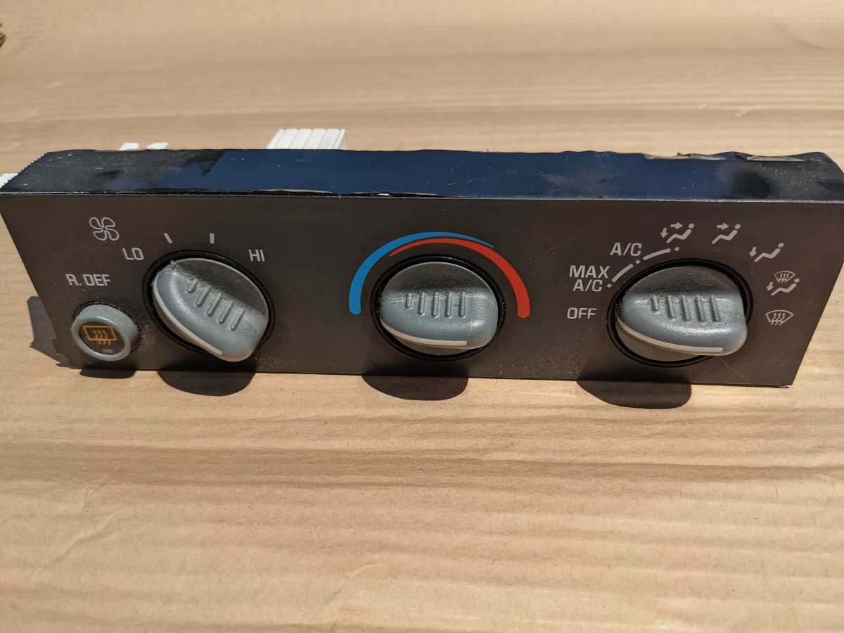 アストロ 03 エアコンスイッチ 熱線有り | www.schmetterlinghaus.at
