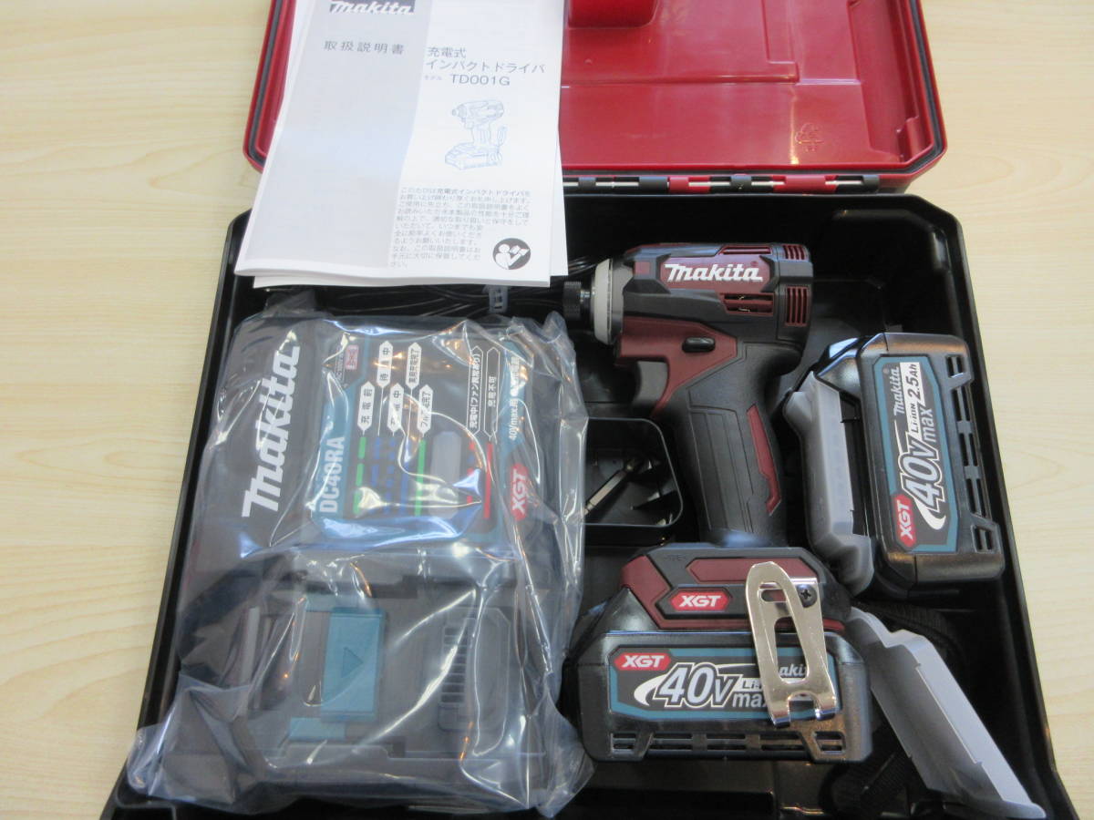15652 未使用 makita マキタ 充電式インパクトドライバ TD001GDXAR