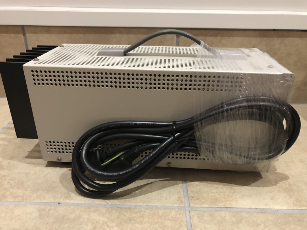 KENWOOD 多出力直流安定化電源 PW18-1.8Q 動作品 KENWOOD 多出力直流安定化電源 PW18-1.8Q 動作品