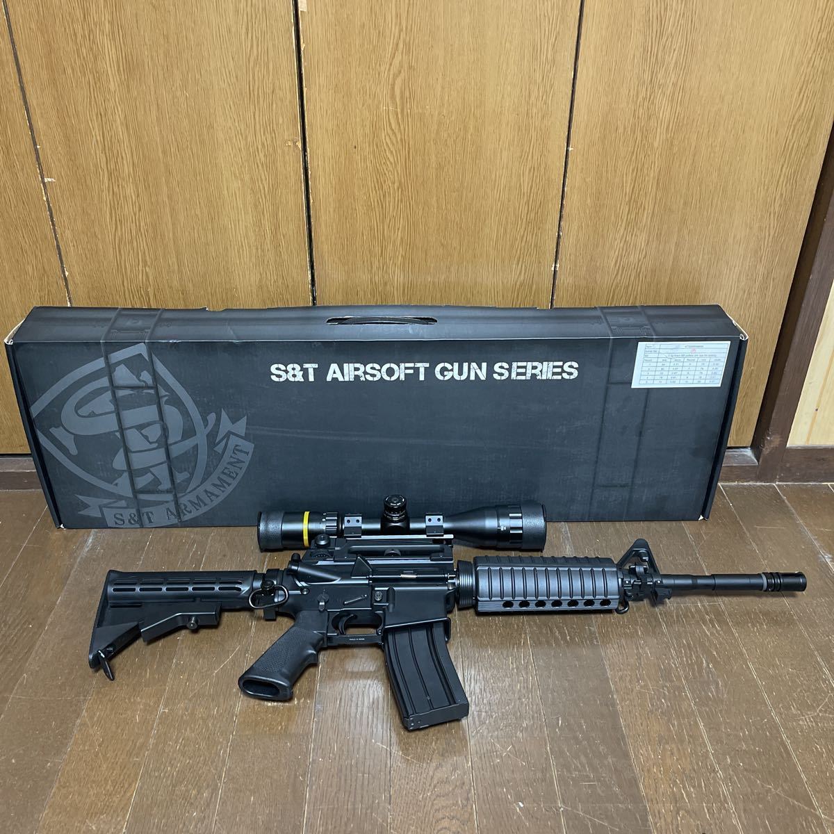 Yahoo!オークション - S&T M4A1 スコープ付き ガスブローバック Yahoo!オークション - S&T M4A1 スコープ付き ガスブローバック