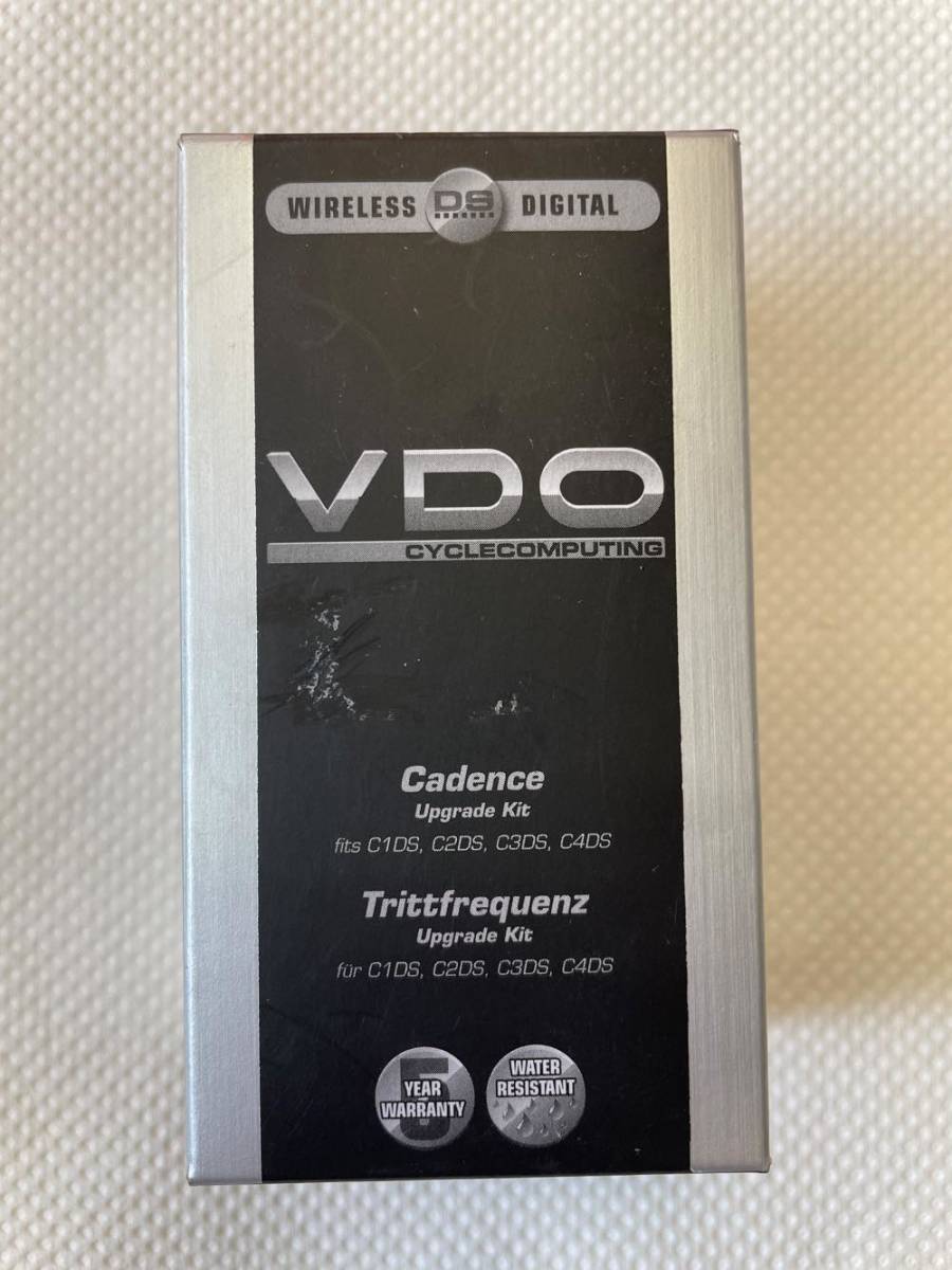 VDO　C4DS　ワイヤレススピードメーター　ケイデンス取付キット付。メルセデスやポルシェもVDO!　新品未使用_画像5