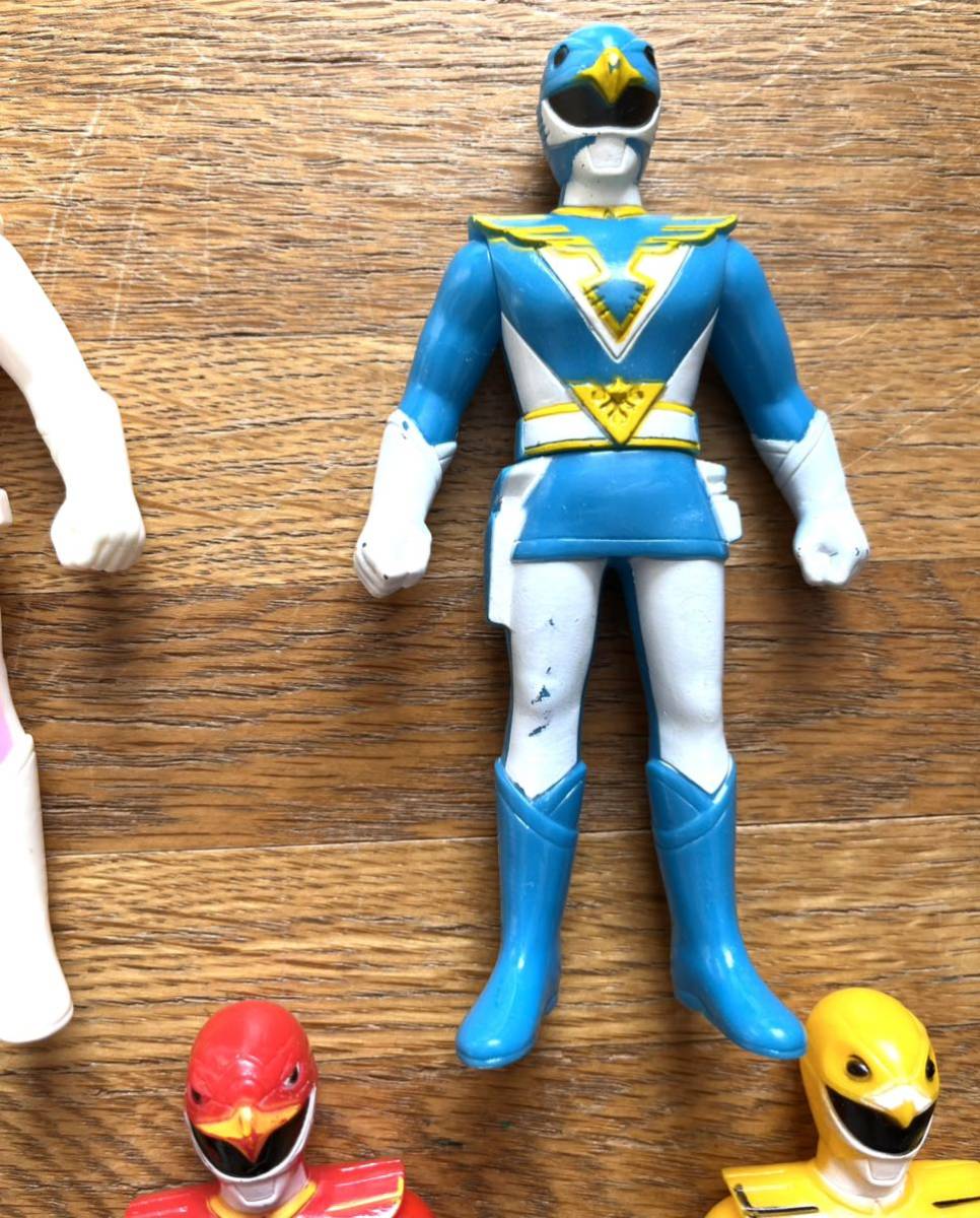 Yahoo!オークション - 鳥人戦隊 ジェットマン 当時物 ソフビ人形 Yahoo!オークション - 鳥人戦隊 ジェットマン 当時物 ソフビ人形
