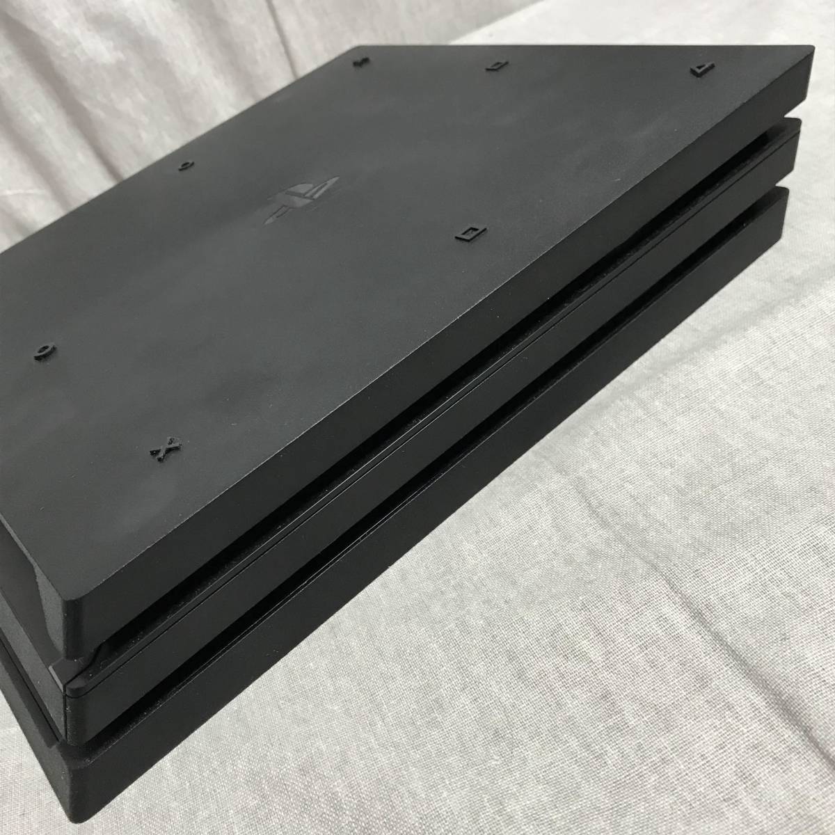 PlayStation 4 Pro ジェット・ブラック 1TB (CUH-7200BB01)_画像6