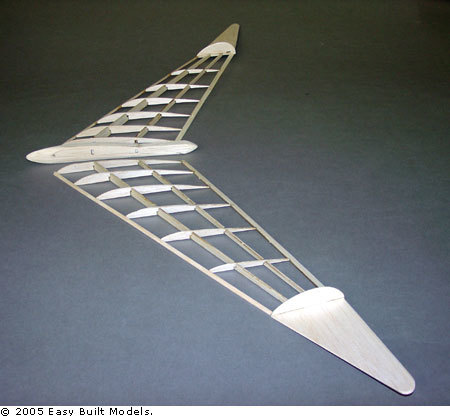 《グライダー》JETEX製 EVG Flying Wing(L/C仕様)（翼長：27.4”=695mm）・・・残り1_画像5