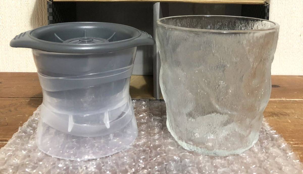 新品 優雅な時間 味わいグラスセット 丸氷 製氷器 グラス ガラス ロックグラス_画像3