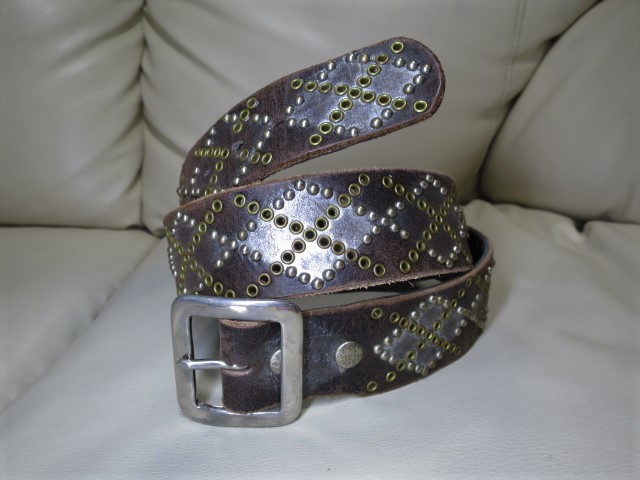 熱販売熱販売美品 HYSTRIC GLAMOUR×BALTAZAR レザー スタッズ 長財布