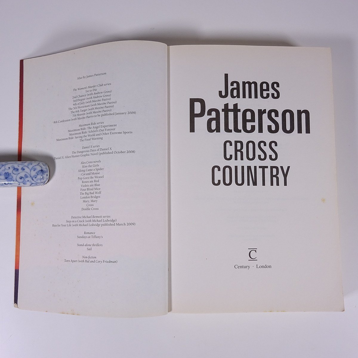 【英語洋書】 CROSS COUNTRY クロスカントリー James Patterson ジェイムズ・パタースン 2008 単行本 ペーパーバック 文学 文芸 海外小説_画像6