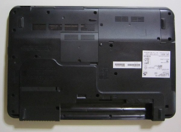 1568 富士通 ノートパソコン LIFEBOOK AH54/GN FMVA54GN7S 筐体 ボトムケース パームレスト トラックパッド クリックボタン_画像2