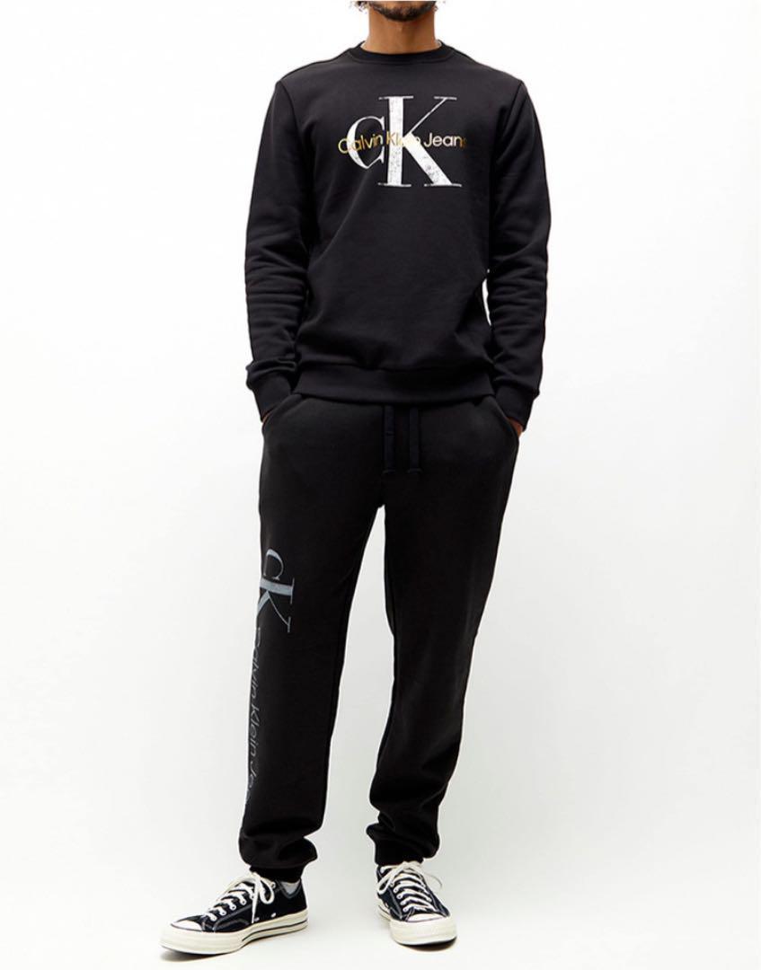 魅力的な Calvin Klein カルバンクライン ロゴ入り スウェット 黒 S