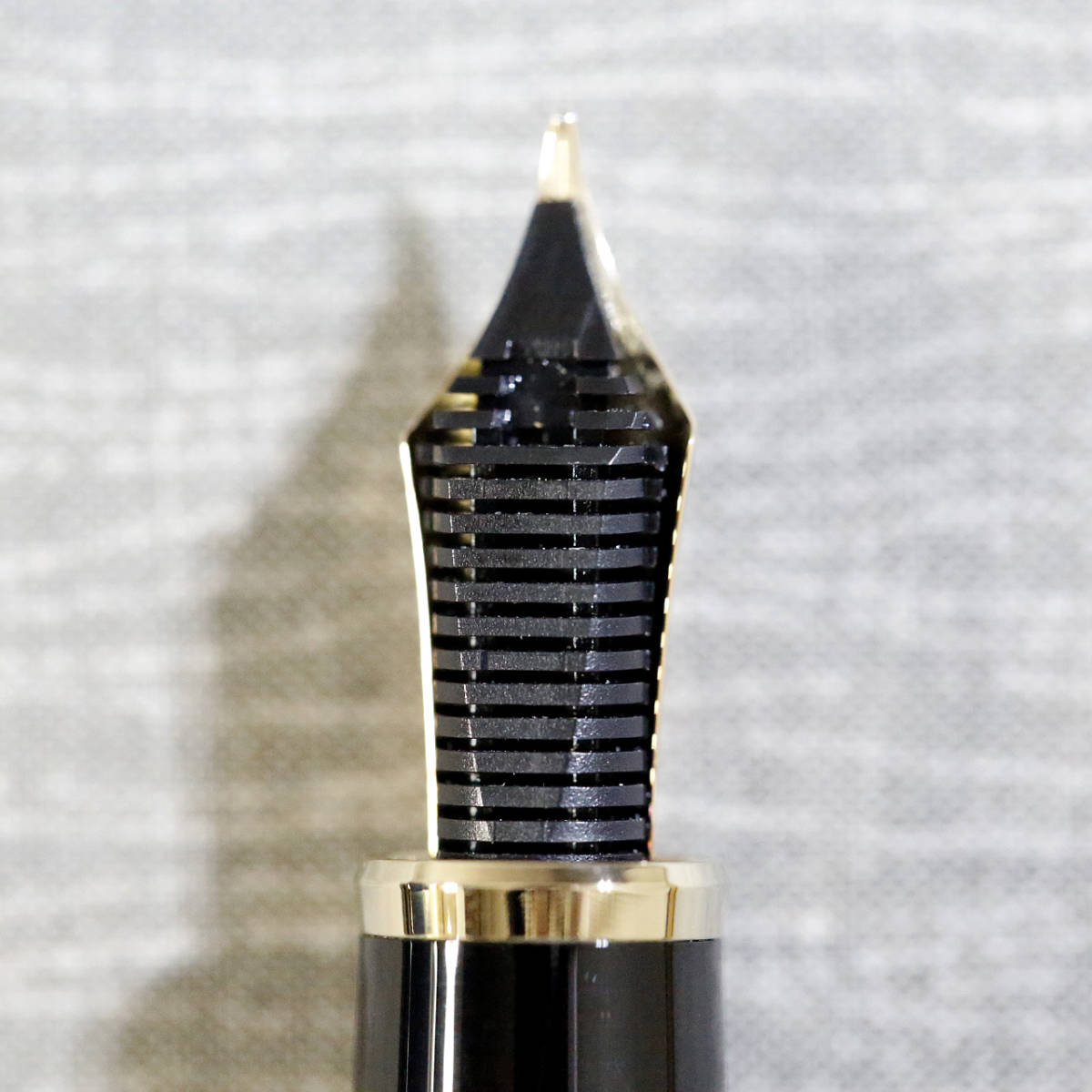 未使用品 送料込み】セーラー 万年筆 蒔絵 香仙 14K | smsgolubovci.me