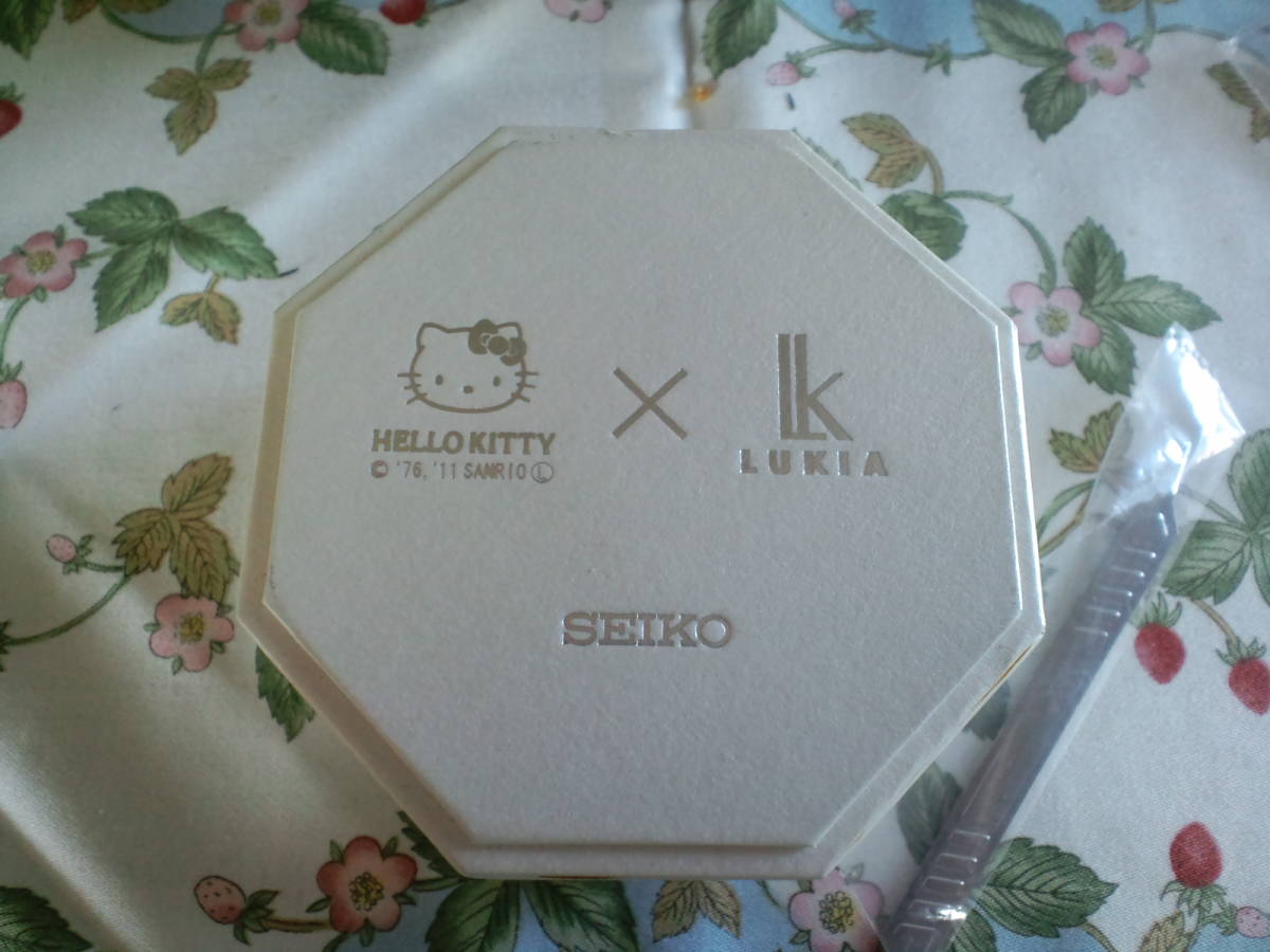 SEIKO セイコー　 LUKIA ルキア　キティ　限定モデル　腕時計　_画像5