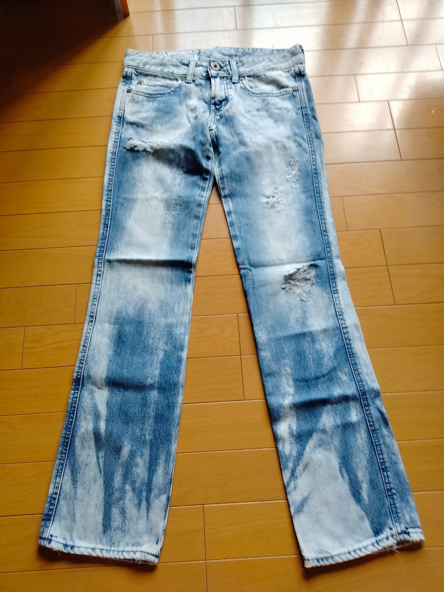 ダメージデニム ジーンズ ダメージジーンズ デニム GUESS ブランド 夏 春-