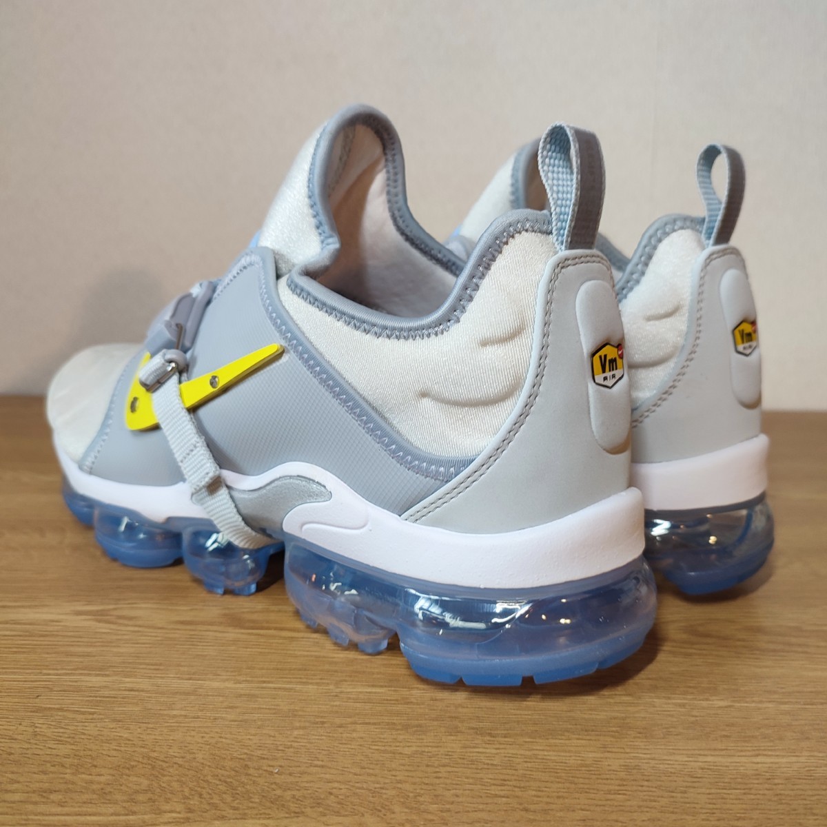 新品 レア 特別モデル NIKE AIR VAPORMAX PLUS OA LM