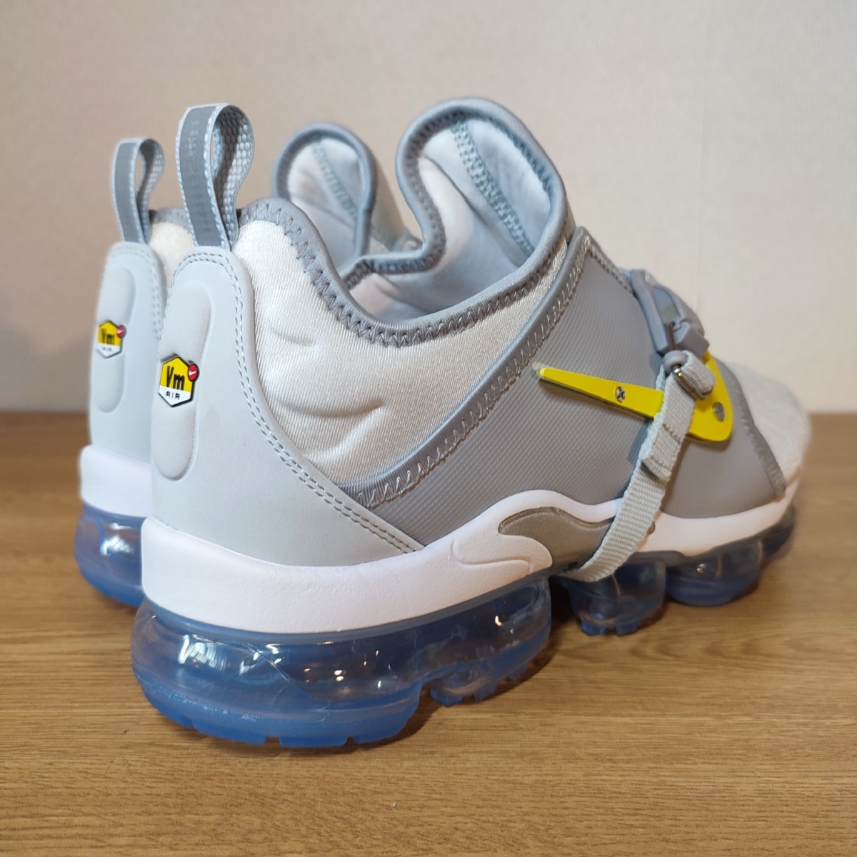 新品 レア 特別モデル NIKE AIR VAPORMAX PLUS OA LM
