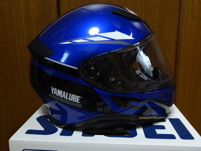 美品 SHOEI Z-7 限定モデル YAMAHA RACING 2019 調光シールド 美品 SHOEI Z-7 限定モデル YAMAHA RACING 2019 調光シールド