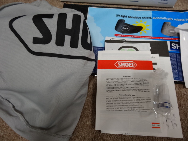 美品 SHOEI Z-7 限定モデル YAMAHA RACING 2019 調光シールド 美品 SHOEI Z-7 限定モデル YAMAHA RACING 2019 調光シールド