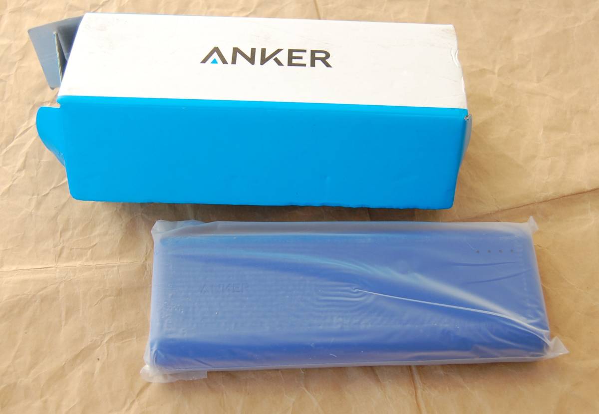 【即決】未使用新品 Anker 2ポート・モバイルバッテリー PowerCore 20100 [20,100mAh] 4.8A出力 PowerIQ対応 ブルー 箱潰れ 送料210円~_画像1