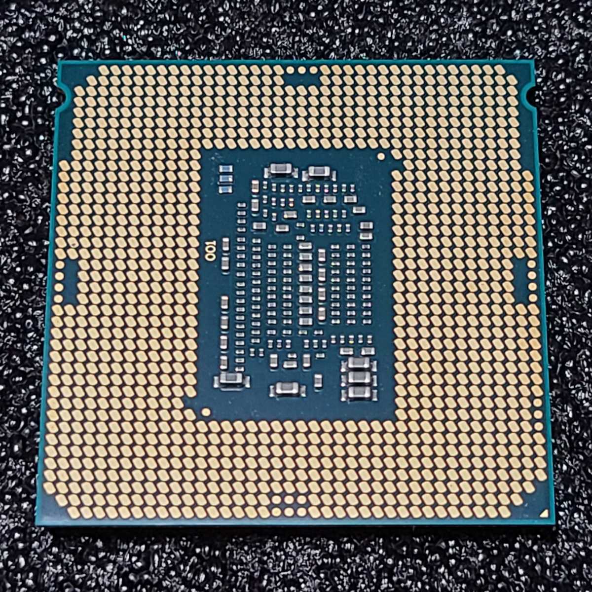 CPU Intel Core i7 7700 3.6GHz PCパーツ インテル 動作確認済み