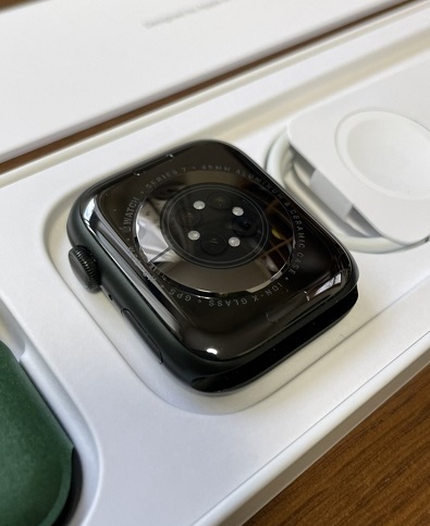 【極美品】Apple Watch series７☆45mm アップルウォッチ GPSモデル グリーン MKNQ3J/A おまけ多数 _画像5