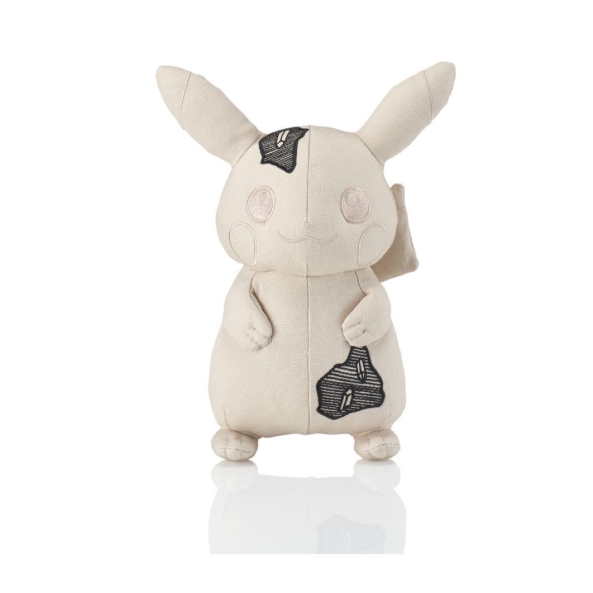 Daniel Arsham×Pokemon plush Pikachu SMALL 新品　ぬいぐるみ ポケモン　ピカチュウ