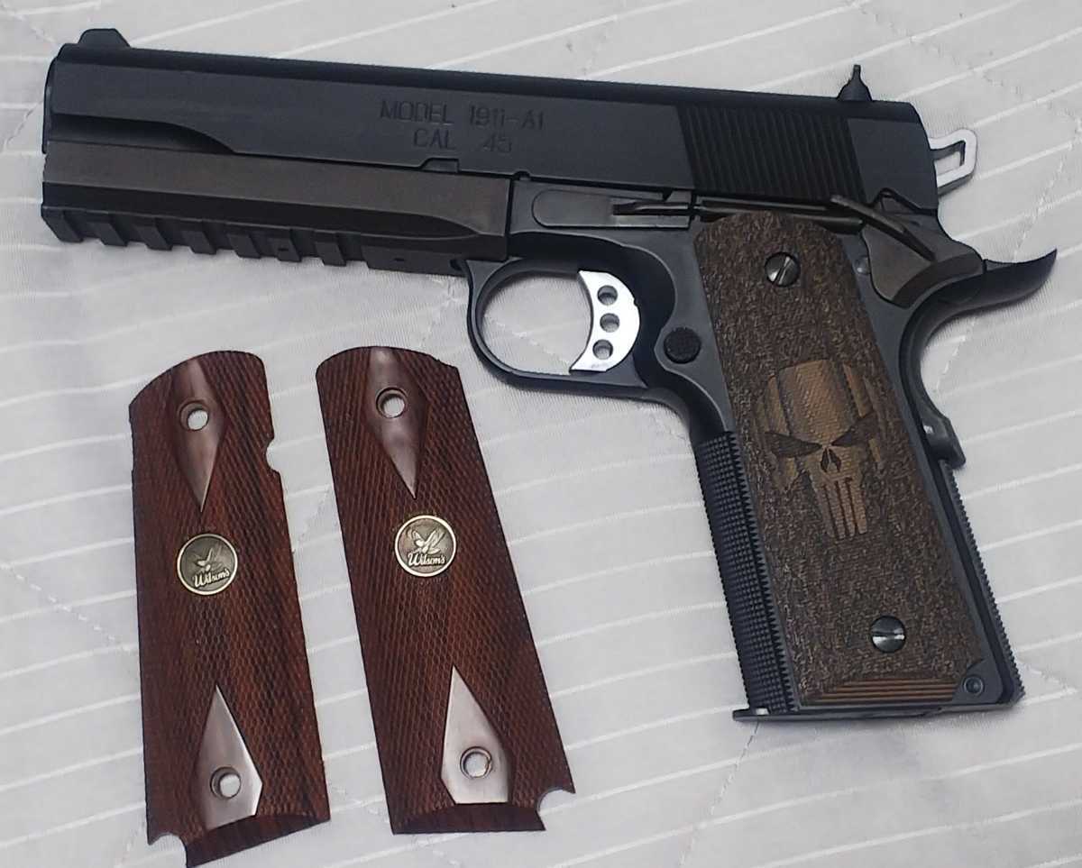 WA SCW ウィルソンコンバット ストライク.45 M1911 実物グリップカスタム ガスブローバック（取り扱い説明書・箱なし）