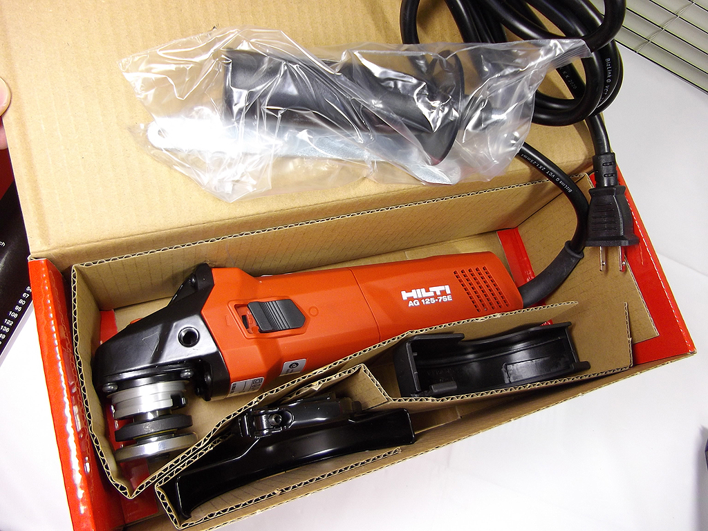 HILTI アングルグラインダー AG125-7SE AC100V ディスク
