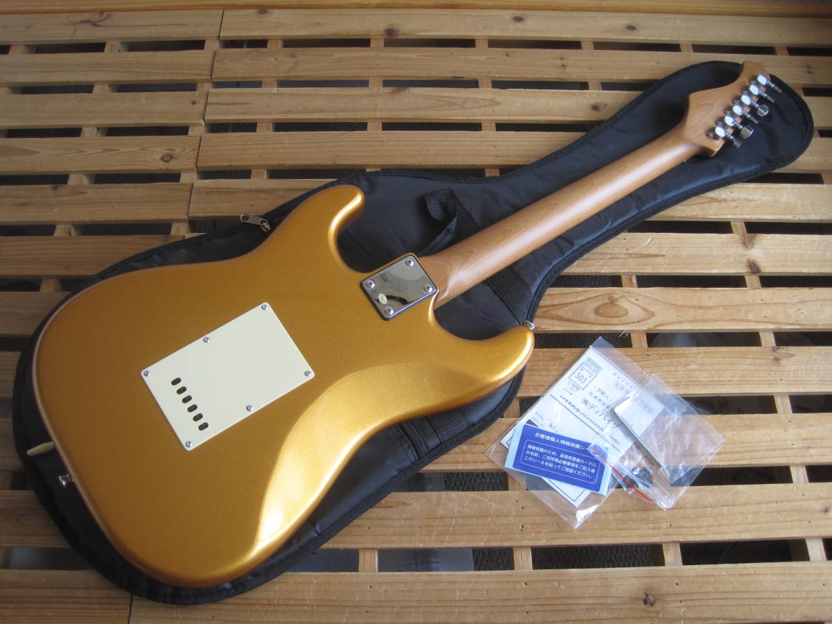 Bacchus(バッカス)BST-2-RSM/M GOLD ゴールド ローステッドメイプルシリーズ SSHコイルタップ付きエレキギター 中古美品 ソフトケース付 Bacchus(バッカス)BST-2-RSM/M GOLD ゴールド ローステッドメイプルシリーズ SSHコイルタップ付きエレキギター 中古美品 ソフトケース付