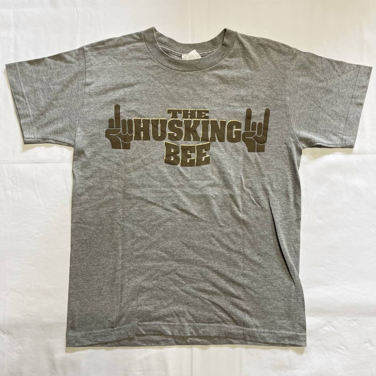 THE HUSKING BEE ハスキングビー 半袖 Tシャツ サイズS バンドTシャツ_画像1