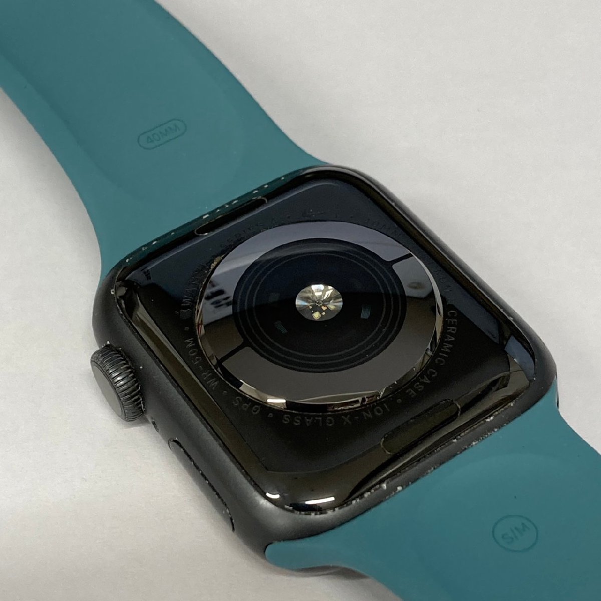 豪奢な Rara様用☆Apple SE Watch Watch GPSモデル 40mm SE(第2世代