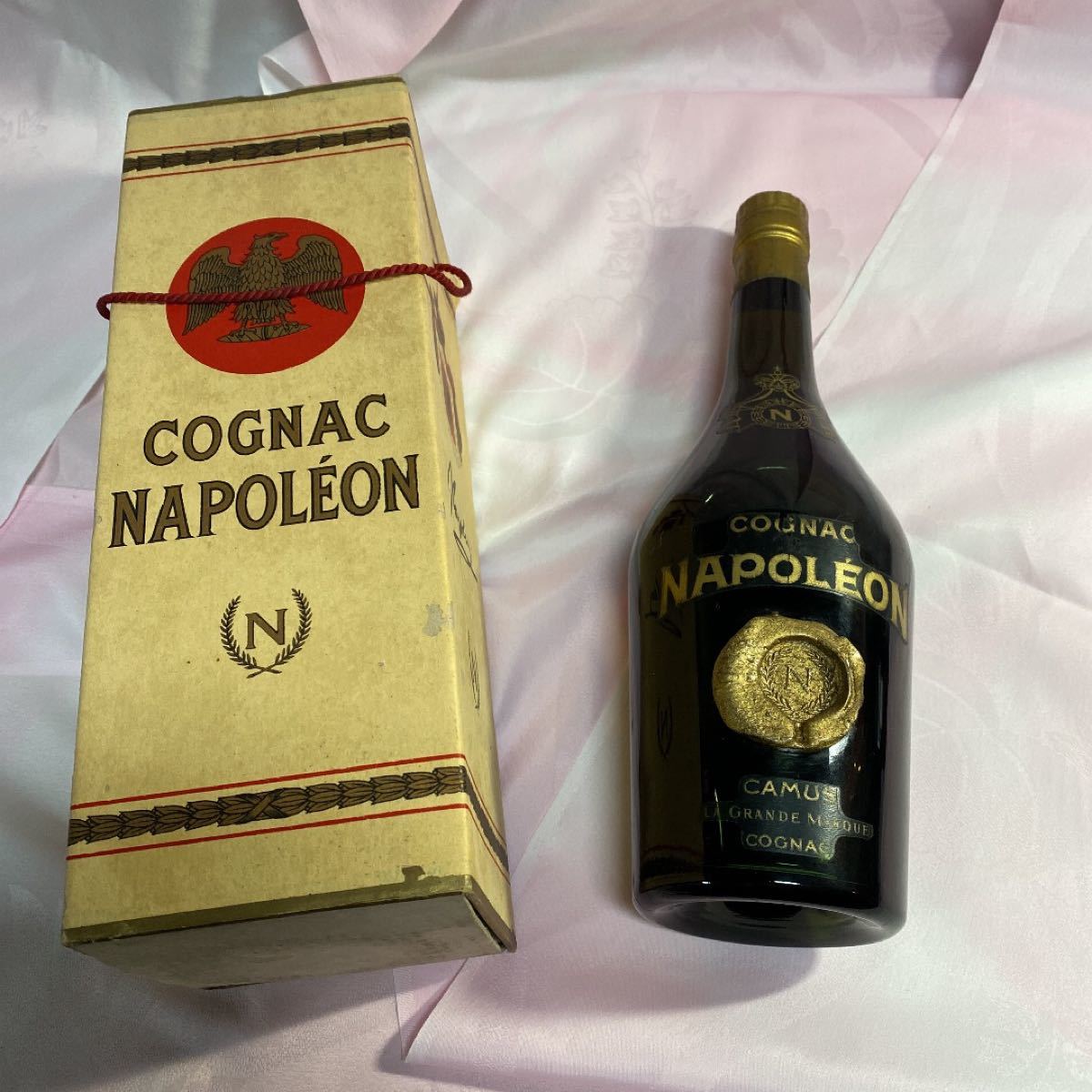 箱入り ナポレオン カミュ NAPOLEON 古酒 ブランデー CAMUS 70 箱入り ナポレオン カミュ NAPOLEON 古酒 ブランデー CAMUS 70