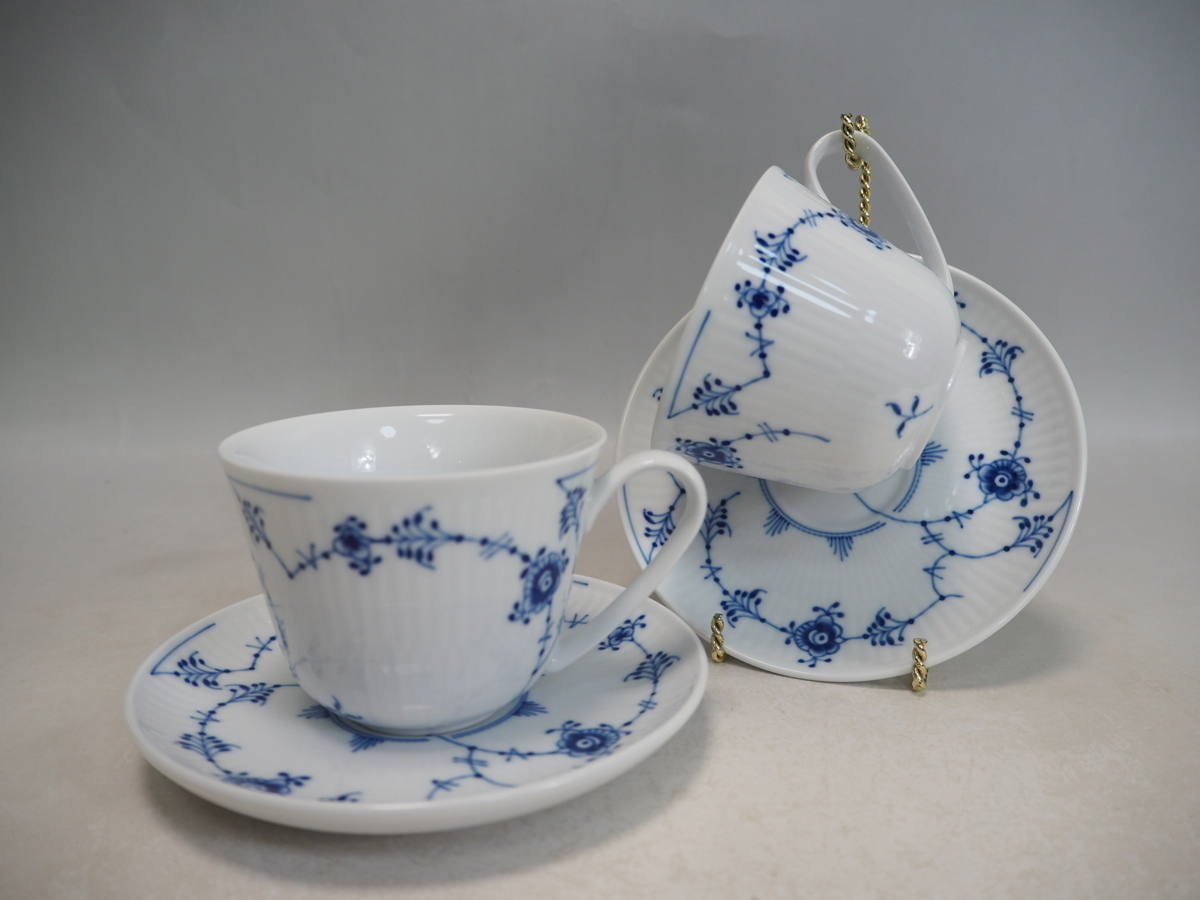 D1162 Royal Copenhagenロイヤルコペンハーゲン ブルー フルーテッド