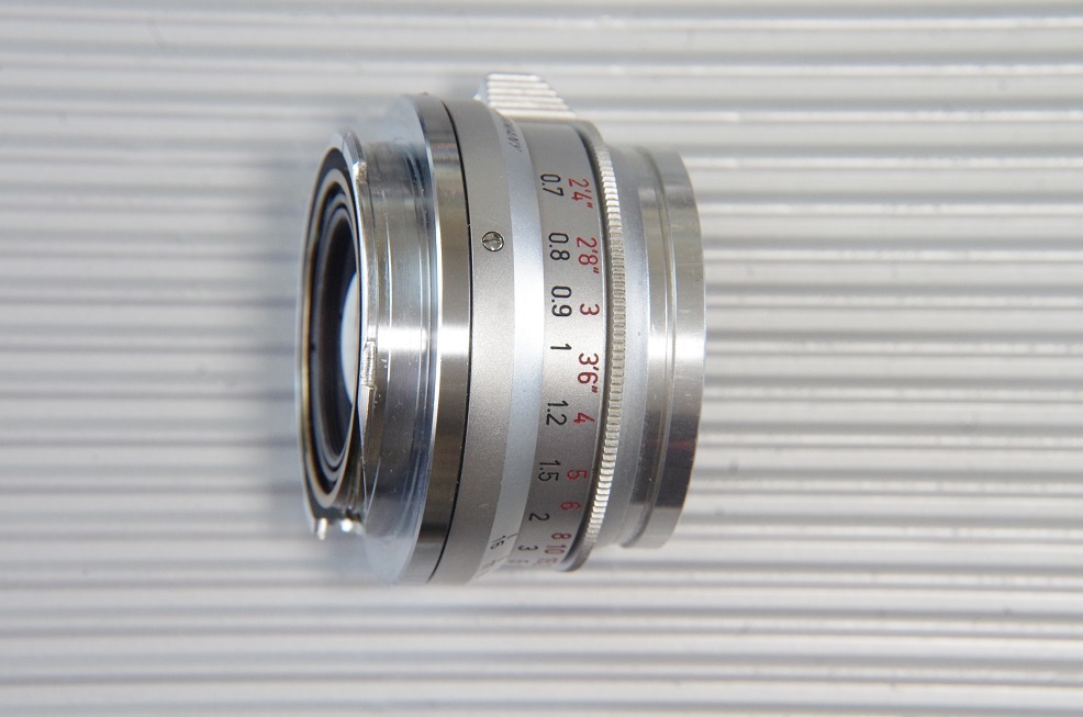 Leica Summicron 35mm F2 the first generation silver (8 sheets sphere, Germany made )