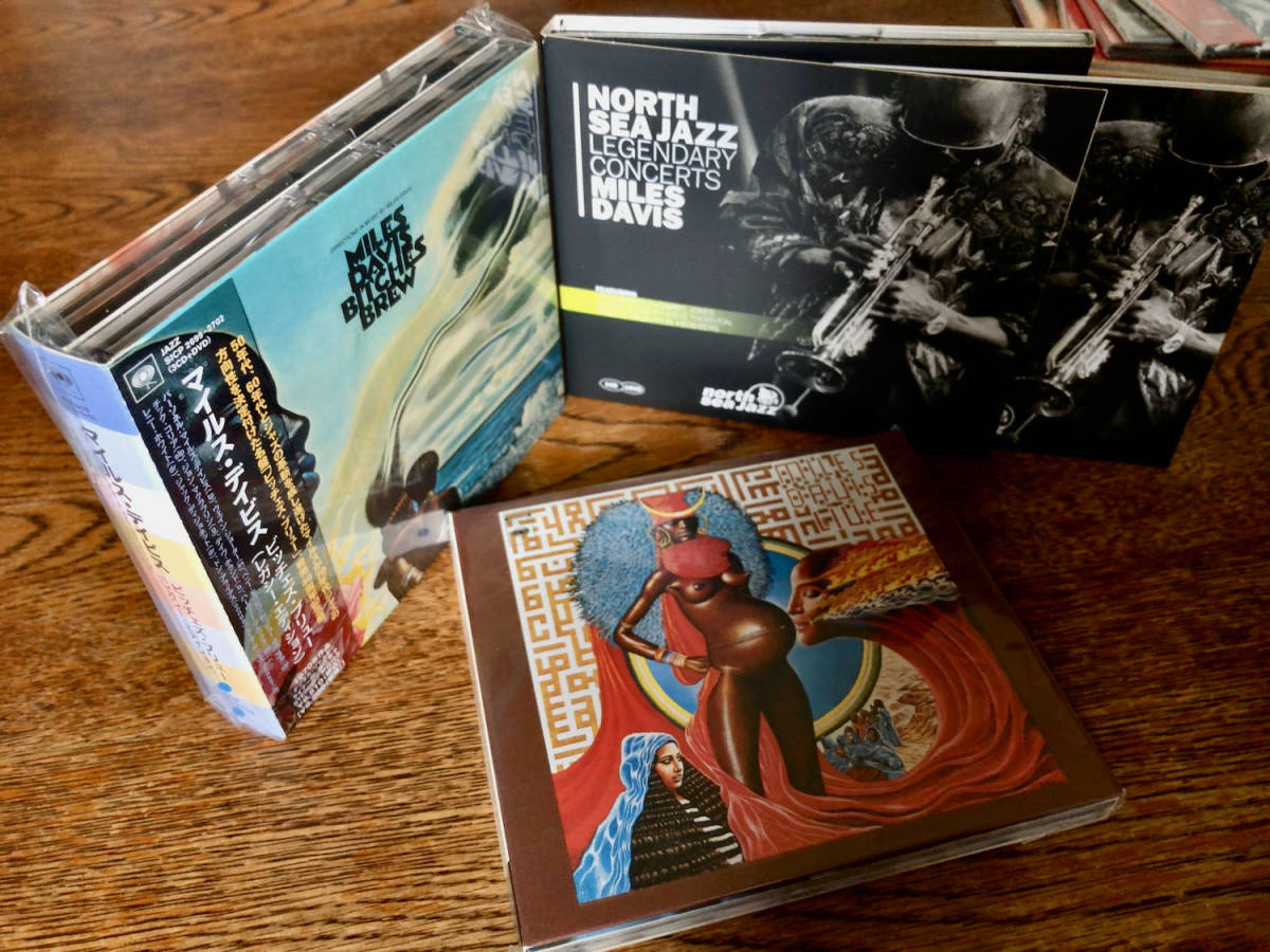 マイルス デイビス Miles Davis 13品セット　紙ジャケット　ボックス（CD＆DVD）他　Bitches Brew レガシー　エディション　中古　_画像5