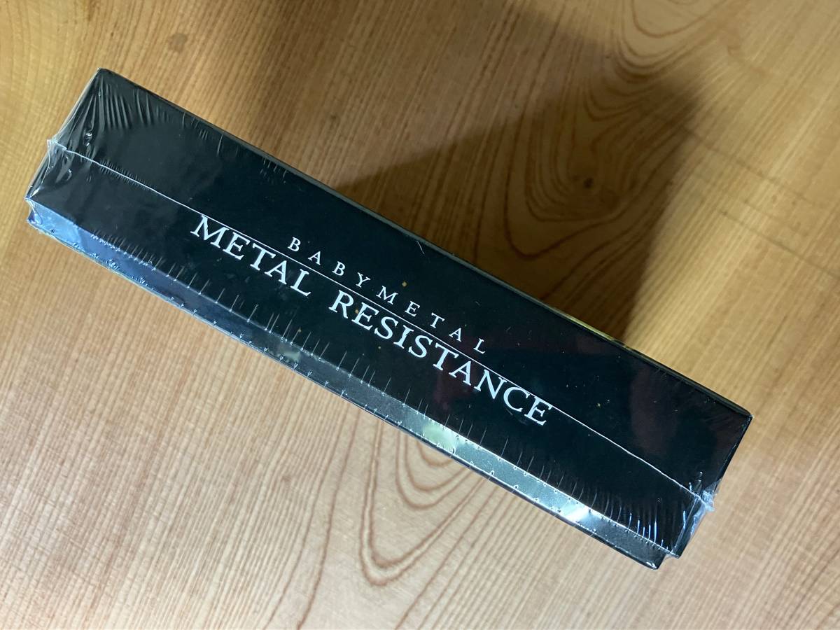 未使用未開封Tシャツ付 BABYMETAL ベビーメタル「METAL RESISTANCE 輸入盤 Tシャツ付」中元すず香 水野由結 菊地最愛 岡崎百々子 鞘師里穂_画像6