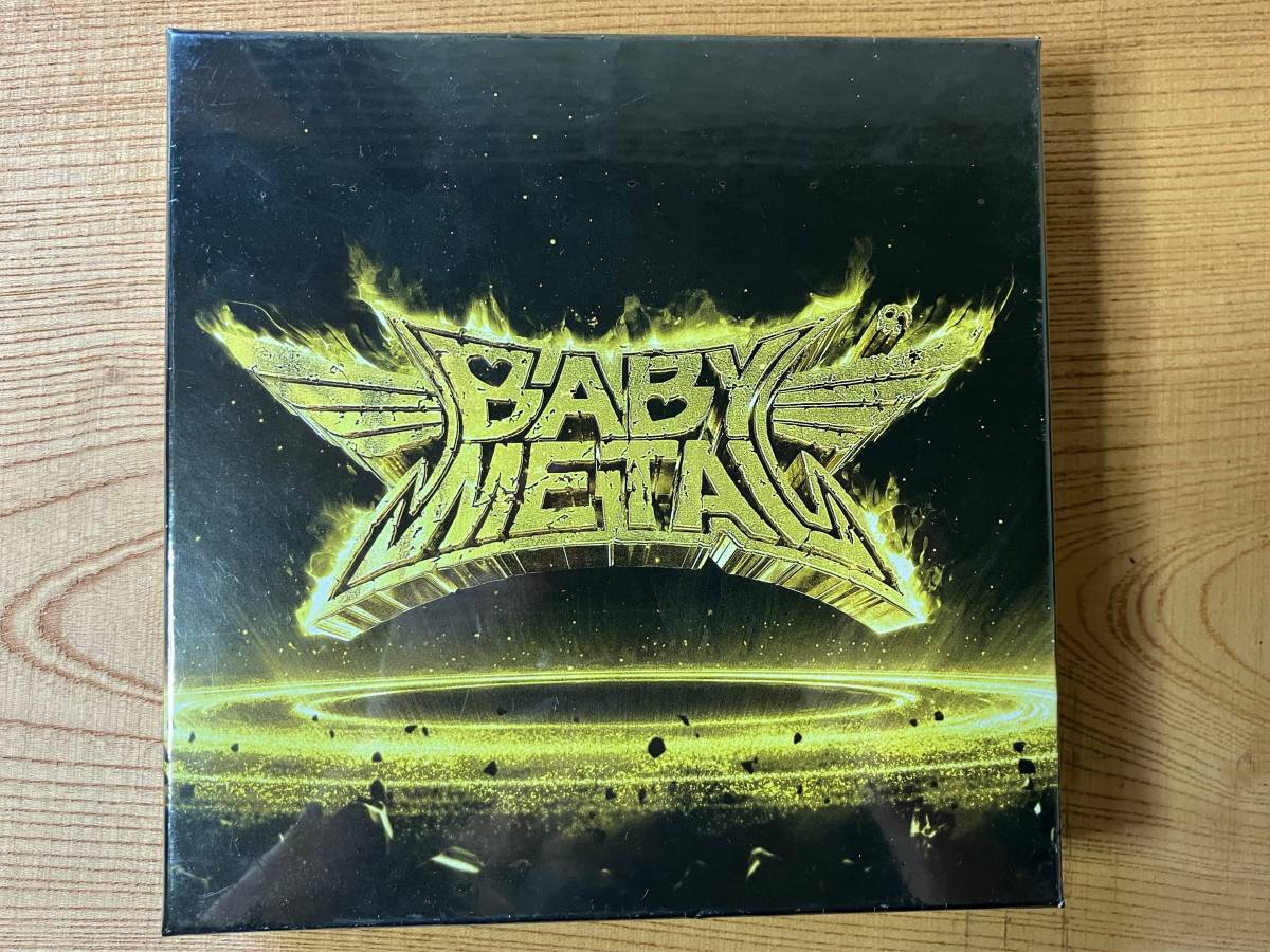 未使用未開封Tシャツ付 BABYMETAL ベビーメタル「METAL RESISTANCE 輸入盤 Tシャツ付」中元すず香 水野由結 菊地最愛 岡崎百々子 鞘師里穂_画像1