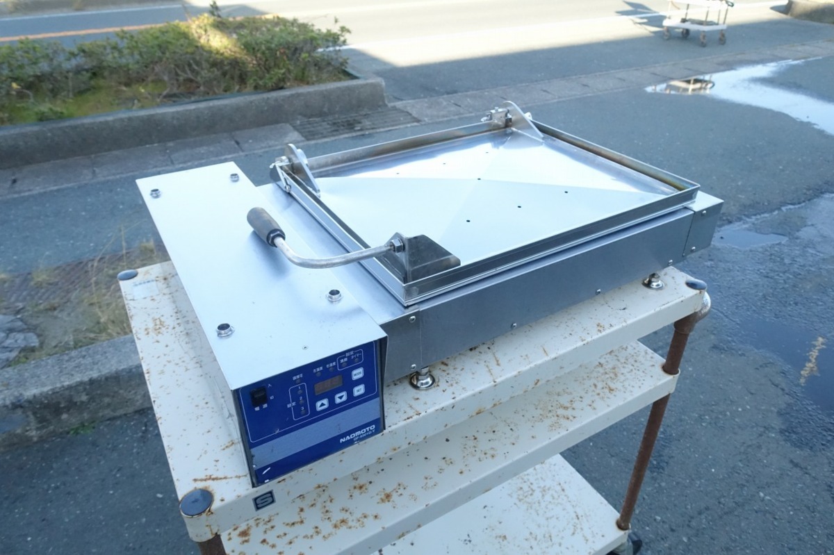 ナオモト 電気式 餃子焼き機 QF-9301G-Y コントローラ別体式 3P200V