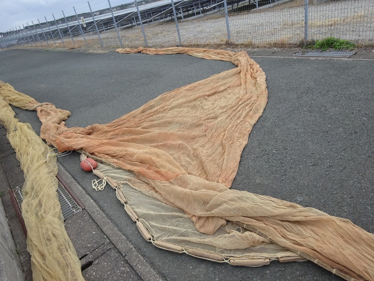 静岡県発 全長110m 漁網 捕獲網 追い込み網 袋網 地引網 養殖用 静岡県発 全長110m 漁網 捕獲網 追い込み網 袋網 地引網 養殖用