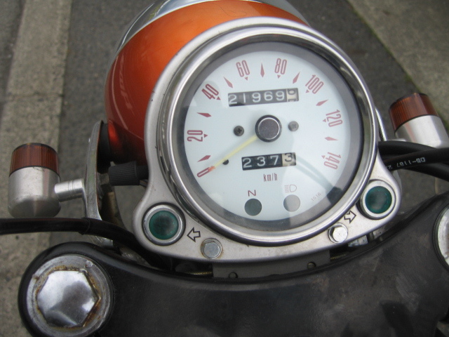 好評カワサキ　エストレヤカスタム　オレンジ色　実動　ドラムブレーキ車 126cc-250cc