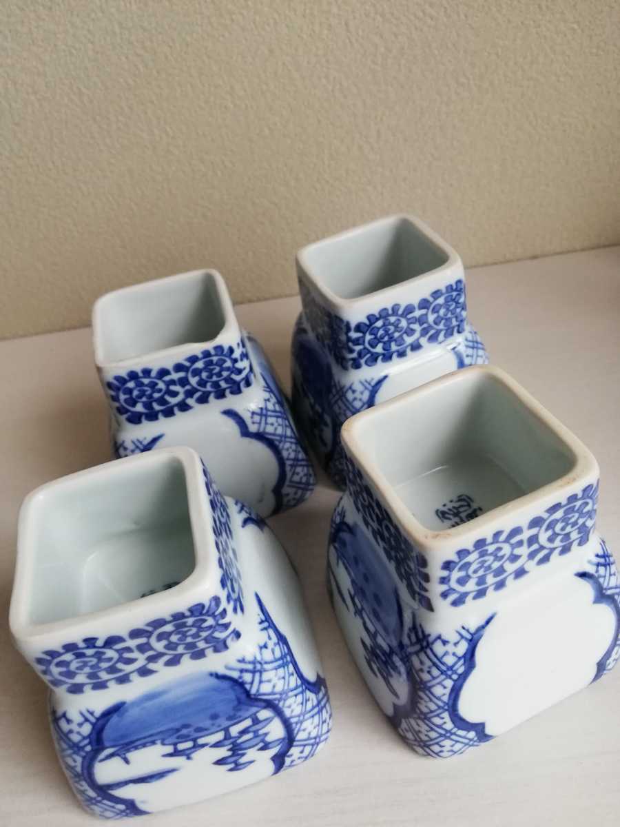  Vintage height pcs small bowl 4 piece .. Tang .. Tang . writing sama antique blue and white ceramics . attaching sake cup . dragon angle pot ceramics Japanese-style tableware Showa Retro peace pattern antique goods . thing hand ..